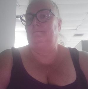 Meet your Posher, Candie